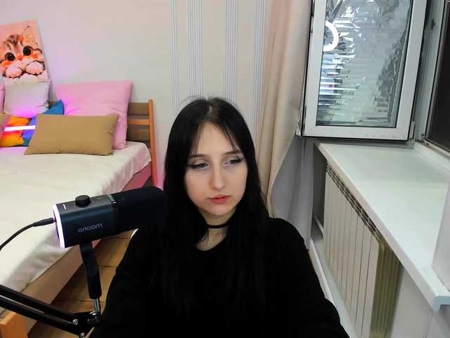JulietteMonli live cam on BongaCams