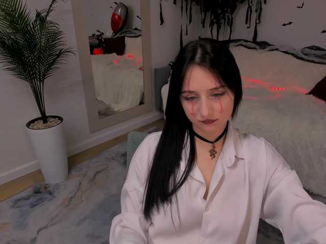 JulietteMonli live cam on BongaCams