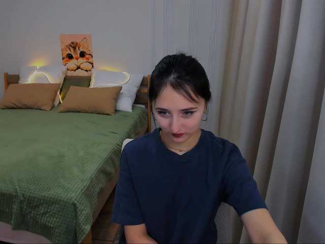 JulietteMonli live cam on BongaCams