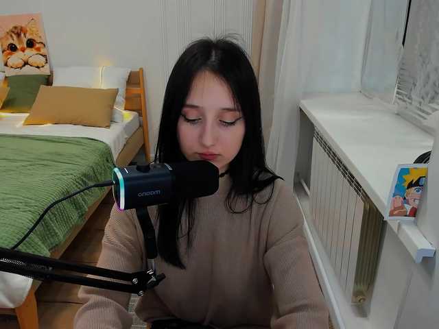 JulietteMonli live cam on BongaCams