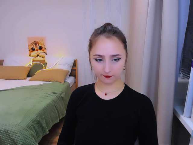 JulietteMonli live cam on BongaCams