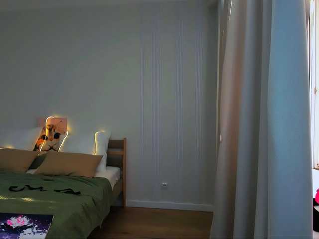 JulietteMonli live cam on BongaCams