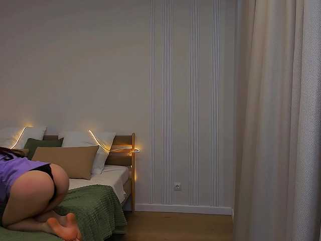 JulietteMonli live cam on BongaCams