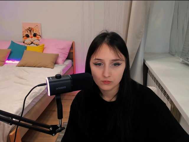 JulietteMonli live cam on BongaCams