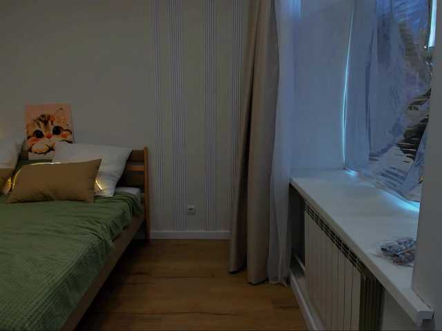 JulietteMonli live cam on BongaCams