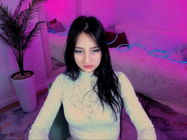 JulietteMonli live cam on BongaCams