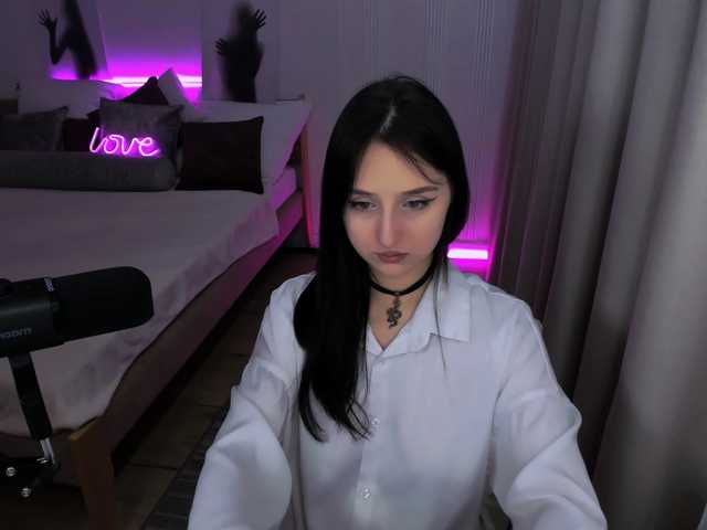 JulietteMonli live cam on BongaCams