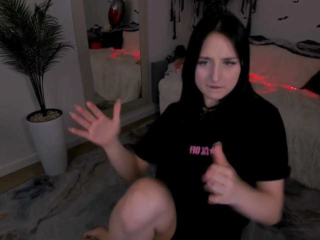 JulietteMonli live cam on BongaCams