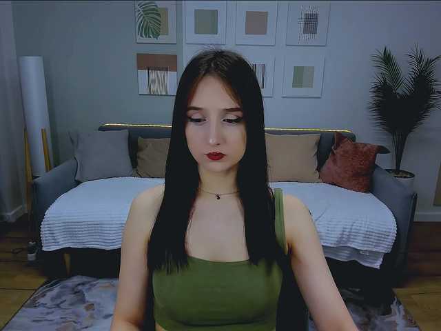 JulietteMonli live cam on BongaCams