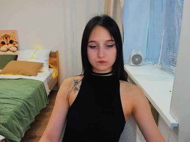 JulietteMonli live cam on BongaCams