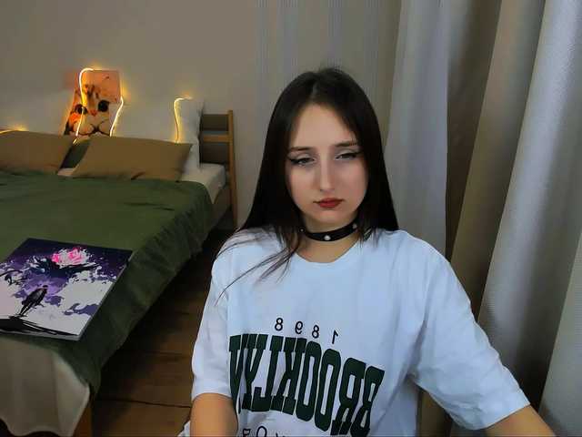 JulietteMonli live cam on BongaCams