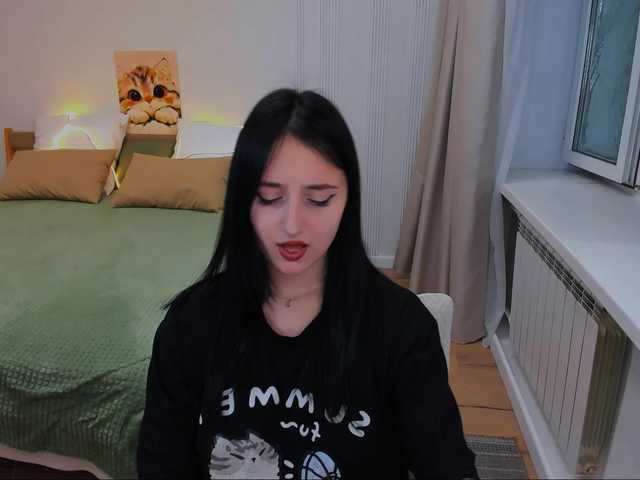 JulietteMonli live cam on BongaCams