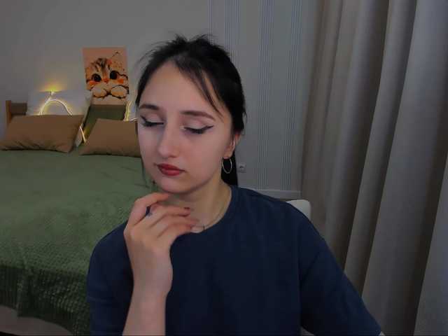 JulietteMonli live cam on BongaCams