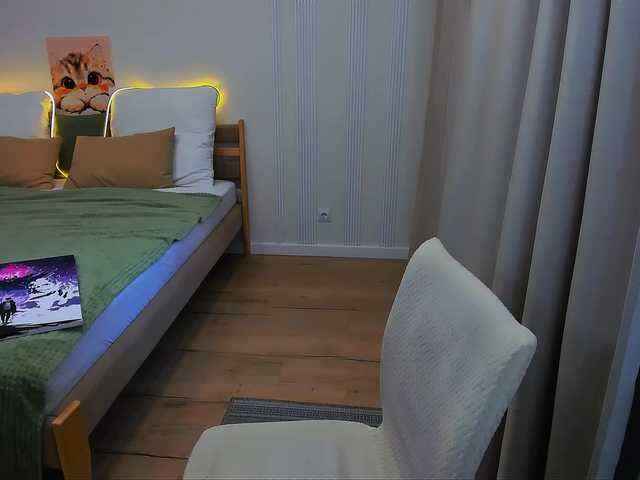 JulietteMonli live cam on BongaCams
