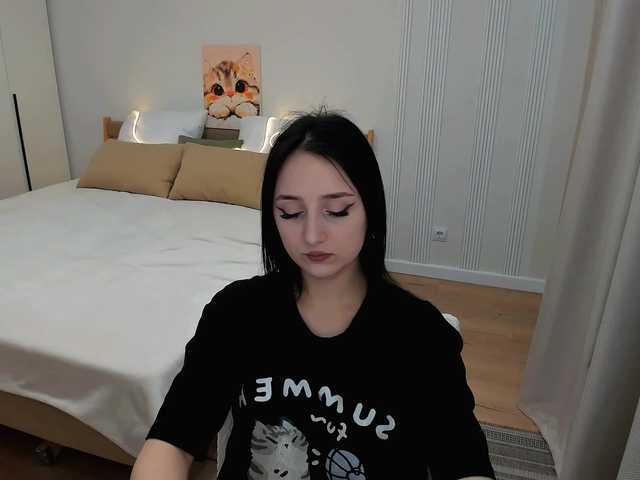 JulietteMonli live cam on BongaCams