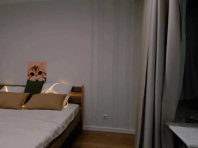 JulietteMonli live cam on BongaCams