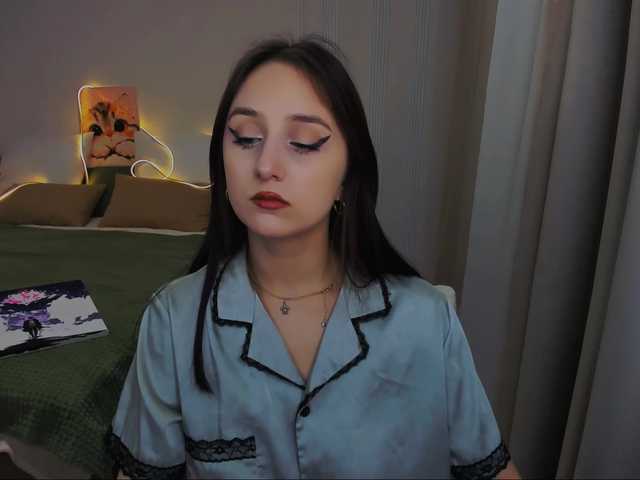 JulietteMonli live cam on BongaCams