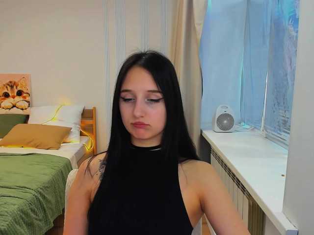 JulietteMonli live cam on BongaCams