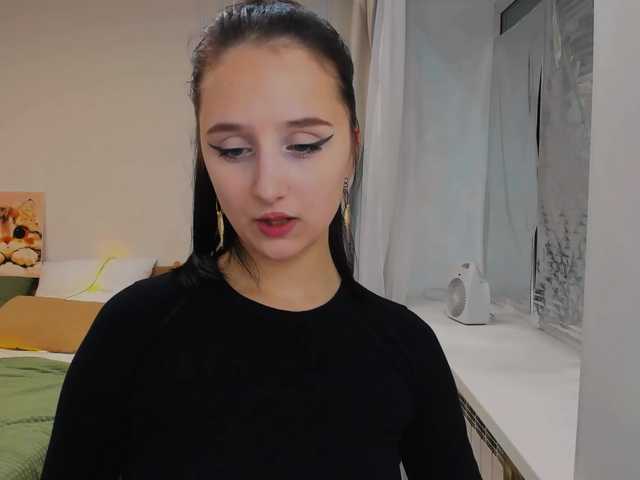JulietteMonli live cam on BongaCams