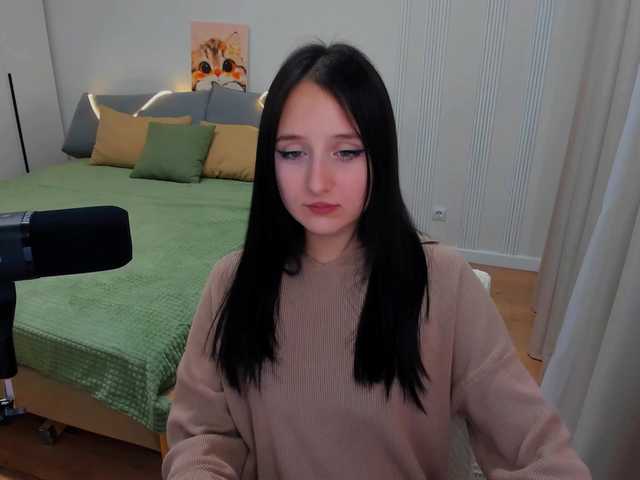 JulietteMonli live cam on BongaCams