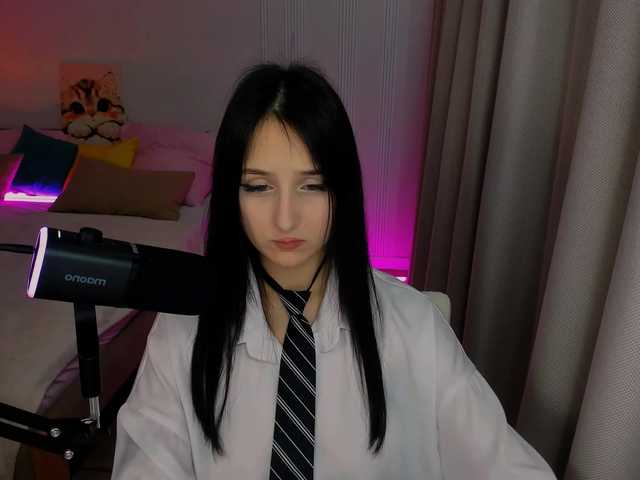 JulietteMonli live cam on BongaCams