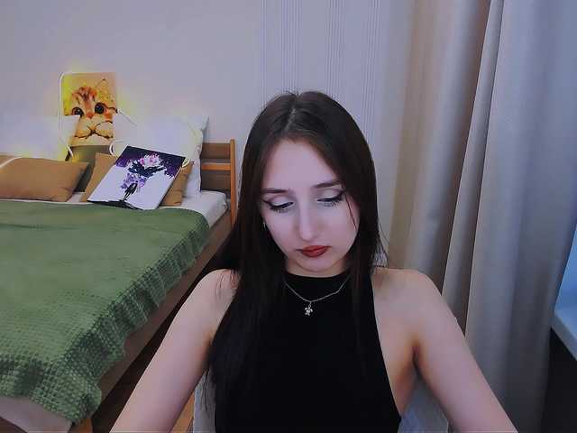 JulietteMonli live cam on BongaCams
