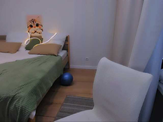 JulietteMonli live cam on BongaCams
