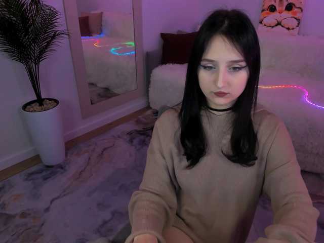JulietteMonli live cam on BongaCams