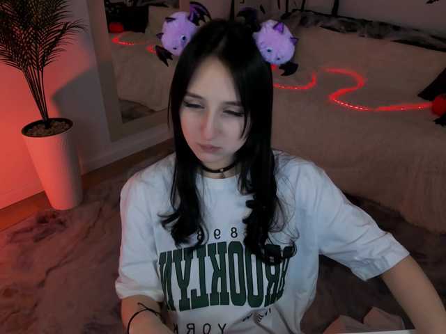 JulietteMonli live cam on BongaCams