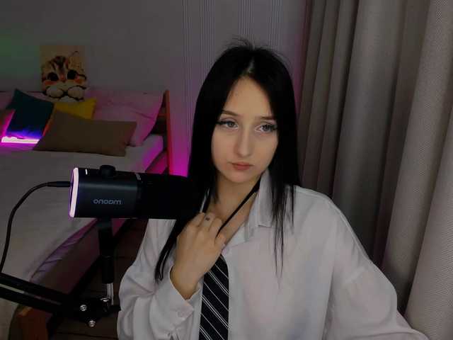 JulietteMonli live cam preview