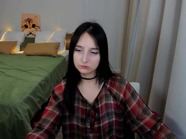 JulietteMonli live cam on BongaCams