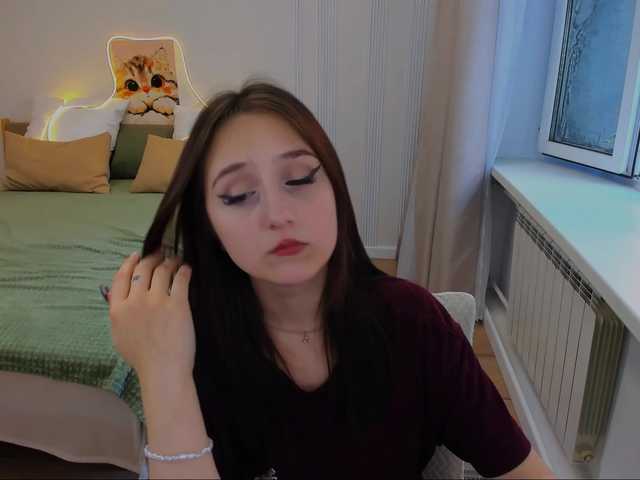 JulietteMonli live cam on BongaCams