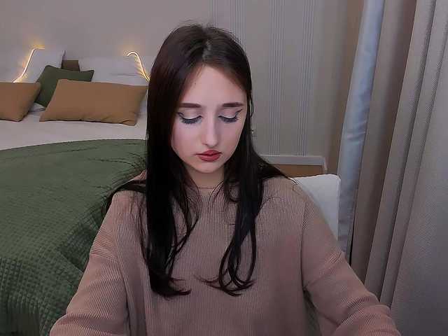JulietteMonli live cam on BongaCams