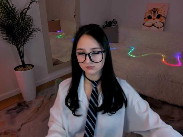 JulietteMonli live cam on BongaCams