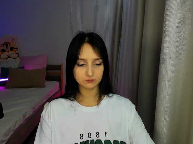 JulietteMonli live cam preview