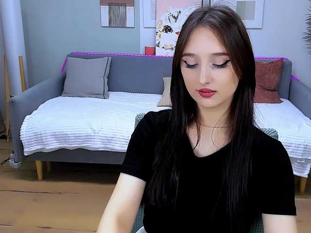 JulietteMonli live cam on BongaCams