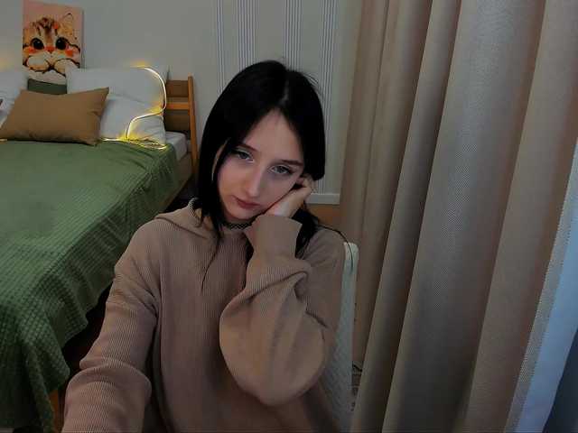 JulietteMonli live cam on BongaCams