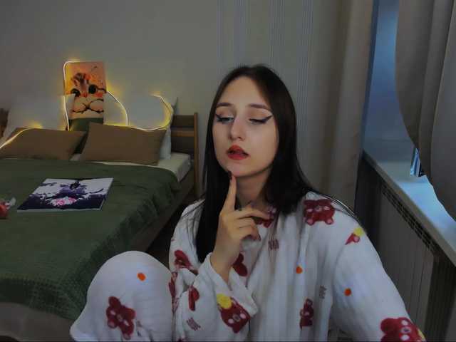 JulietteMonli live cam on BongaCams