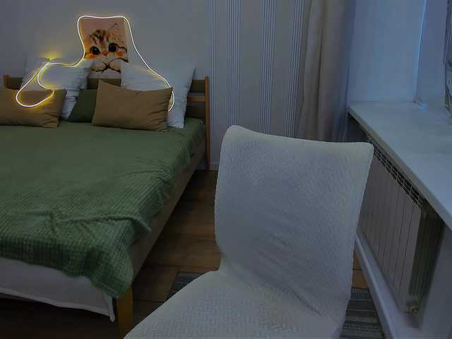 JulietteMonli live cam on BongaCams
