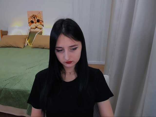 JulietteMonli live cam on BongaCams