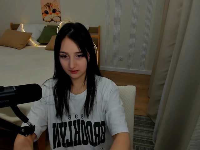 JulietteMonli live cam on BongaCams