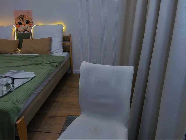 JulietteMonli live cam on BongaCams