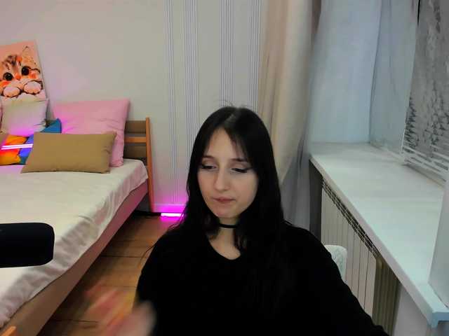 JulietteMonli live cam on BongaCams
