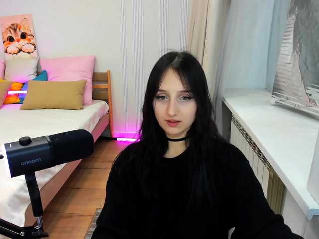 JulietteMonli live cam on BongaCams