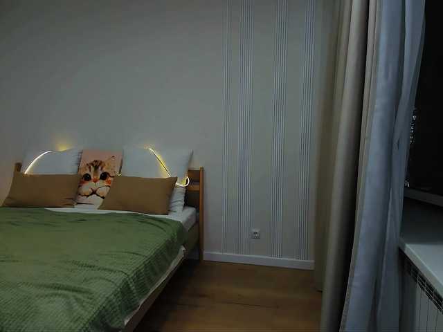 JulietteMonli live cam on BongaCams