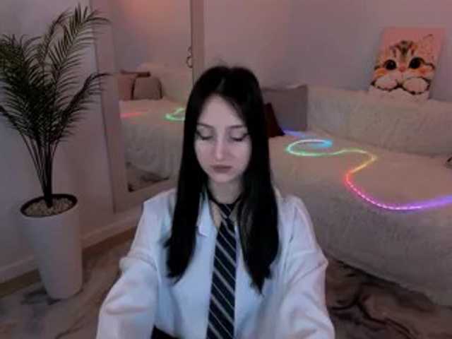 JulietteMonli live cam on BongaCams