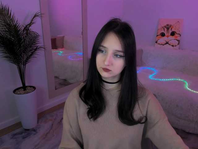 JulietteMonli live cam on BongaCams