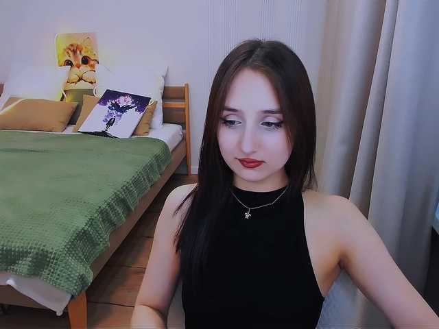 JulietteMonli live cam on BongaCams