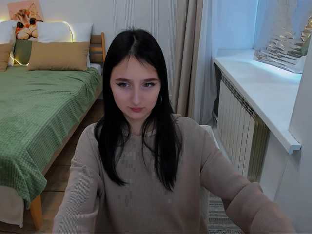 JulietteMonli live cam on BongaCams