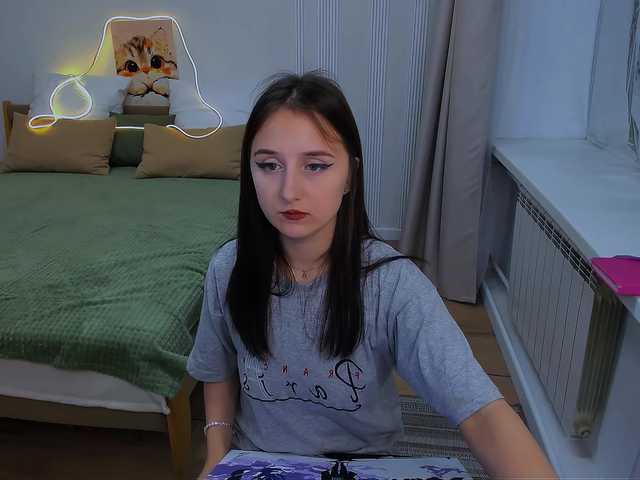 JulietteMonli live webcam show